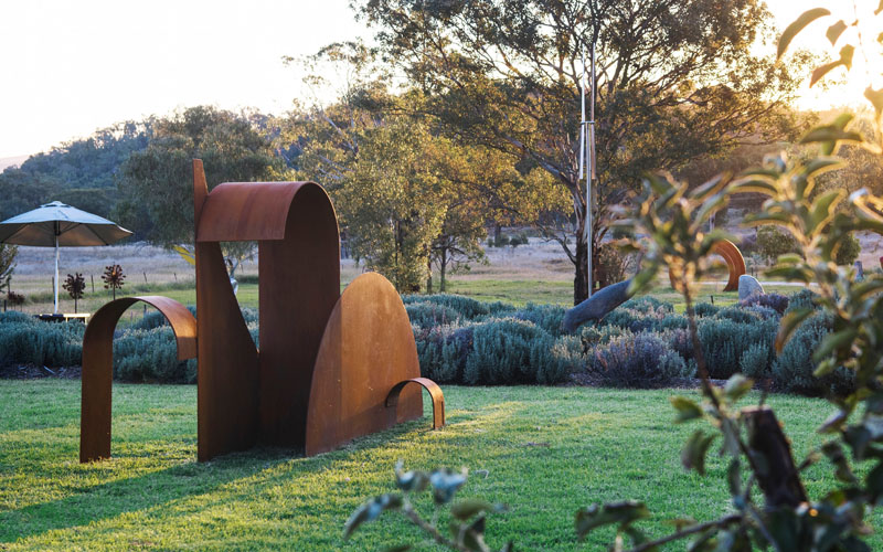 sculpture in the garden nsw rosby