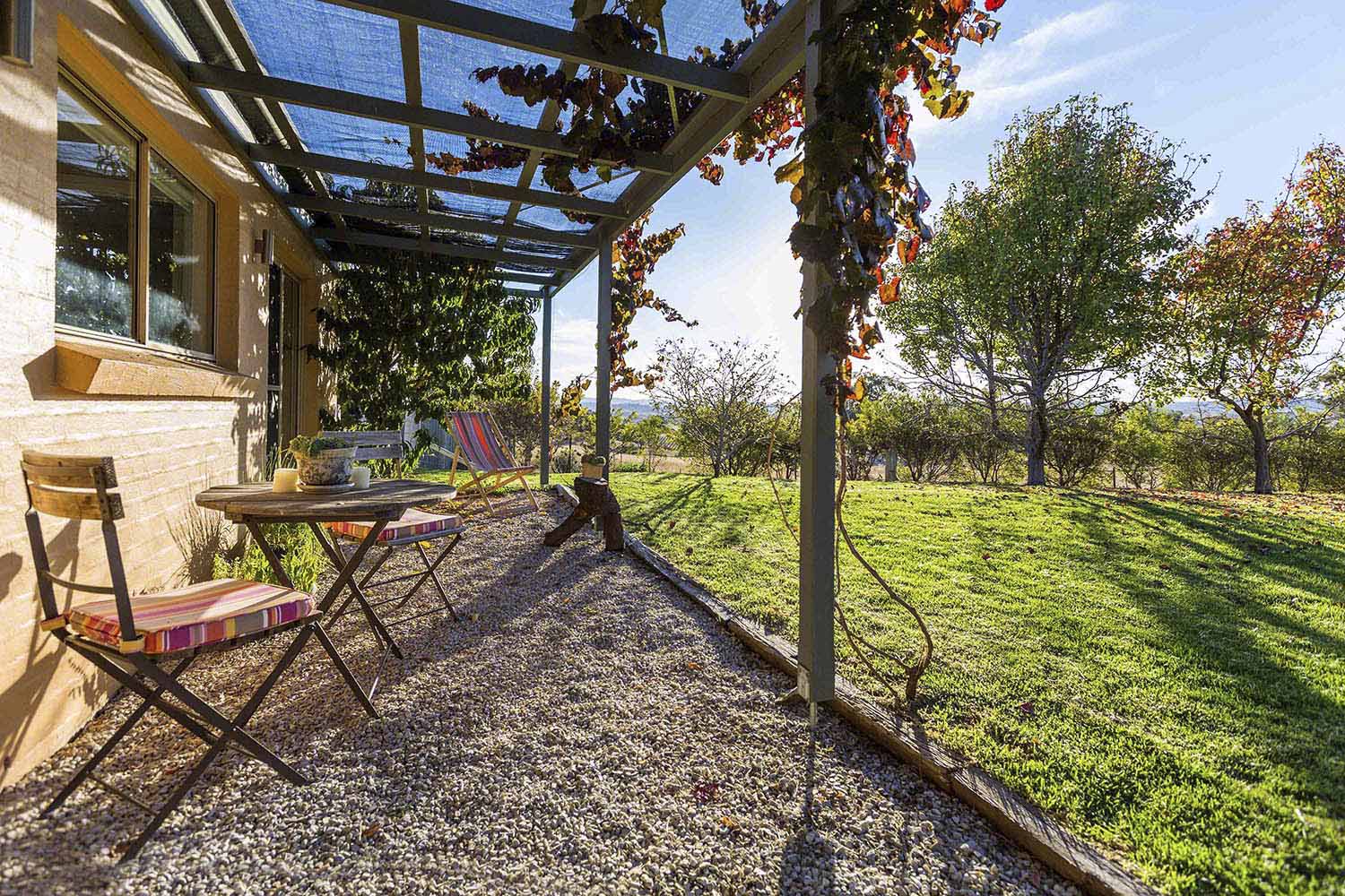 rosby-studio-farmstay-accommodation-relax-escape-nsw