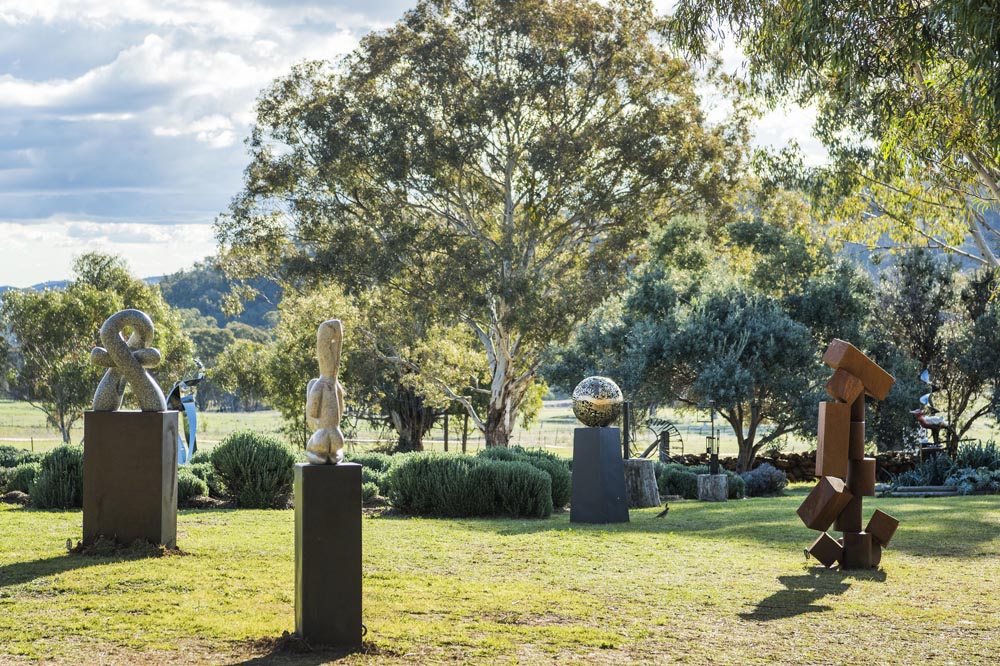 sculptures in the garden rosby mudgee nsw