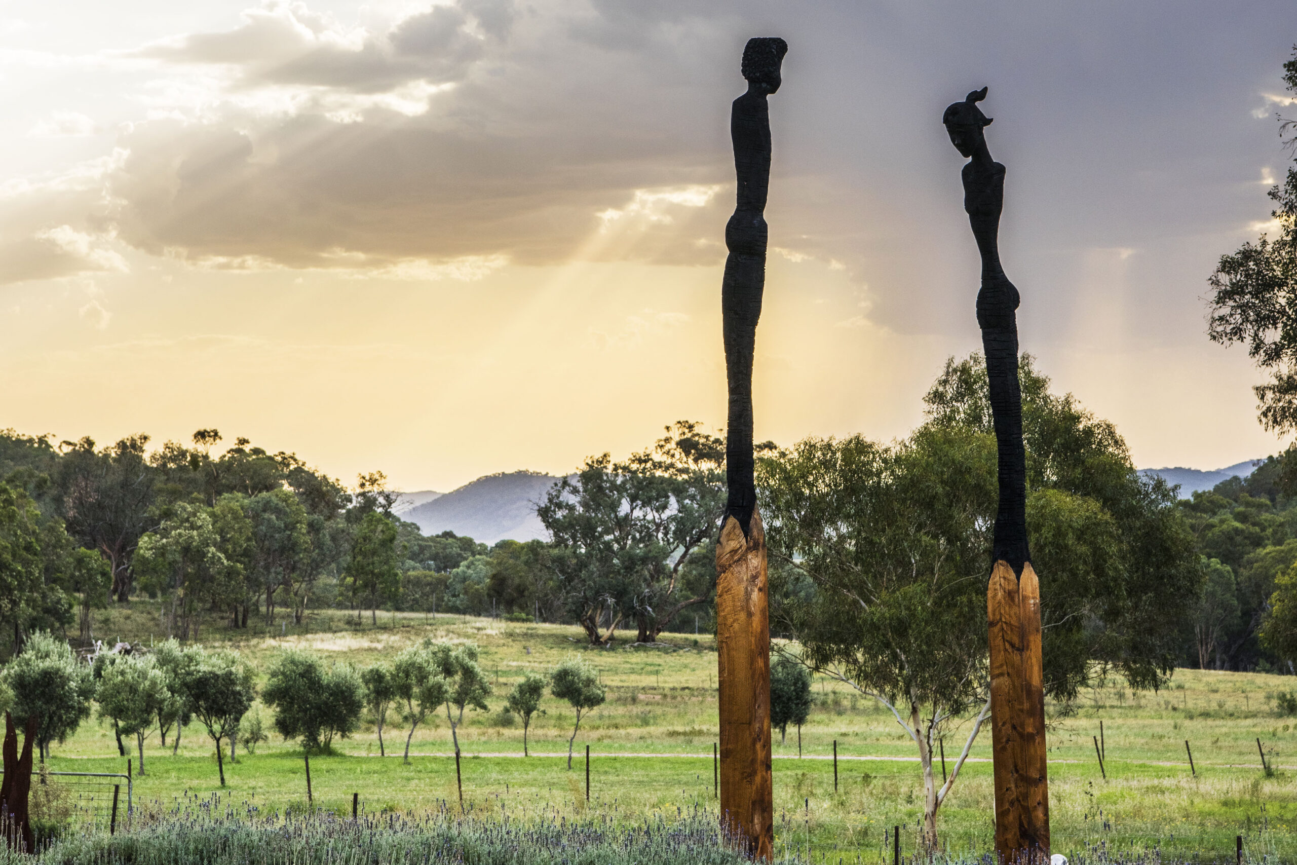 Rosby wines entrance sculpture